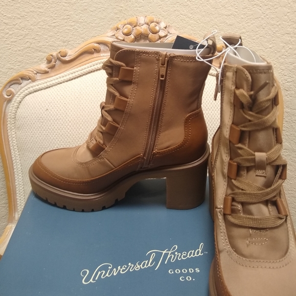 Universal Thread Glenda Hiking Boots Women’s Size 7 Brown Memory Foam - Picture 5 of 9